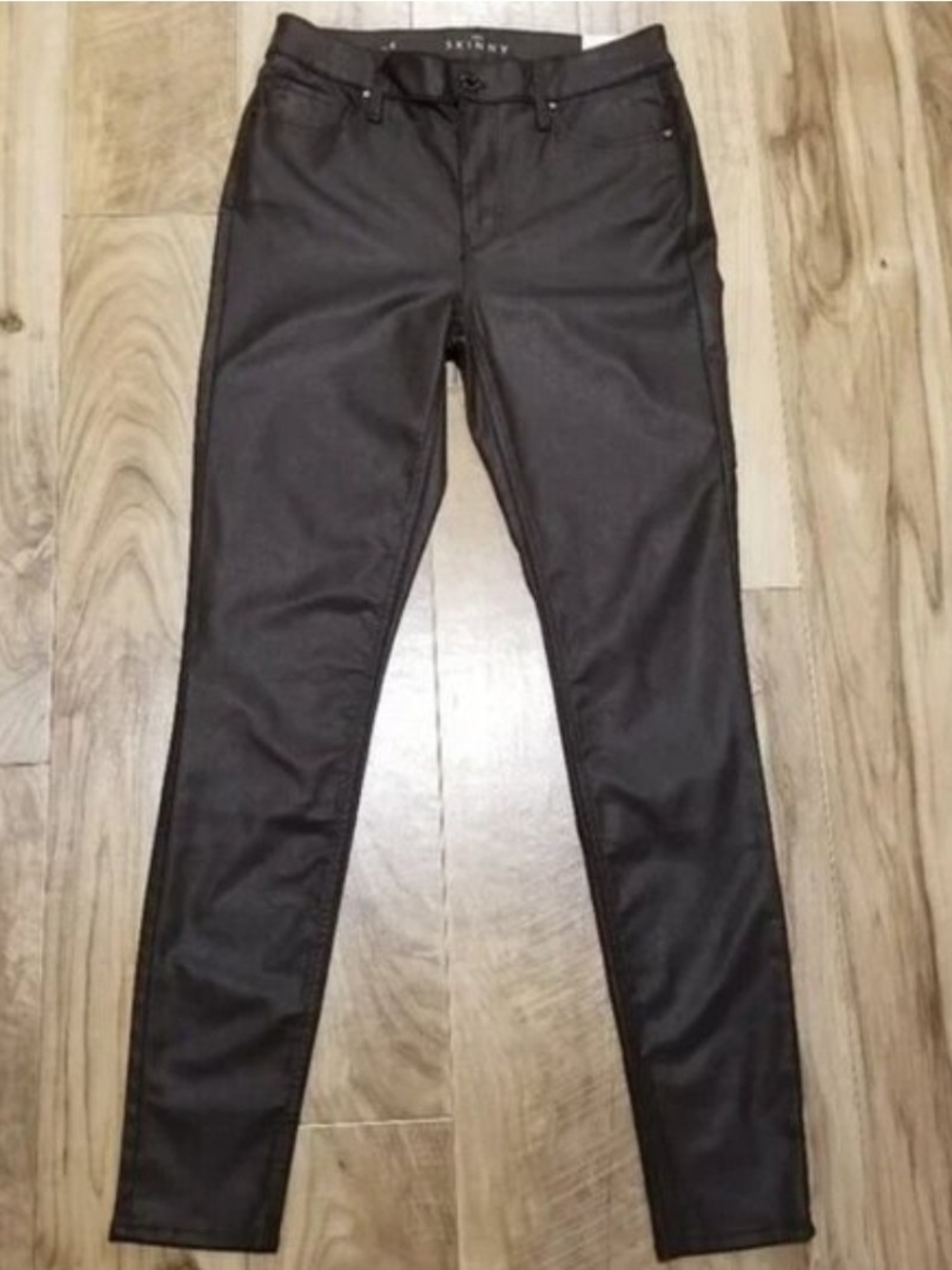 NWT WHBM High Rise Skinny Jeans, Coated Cabernet Color